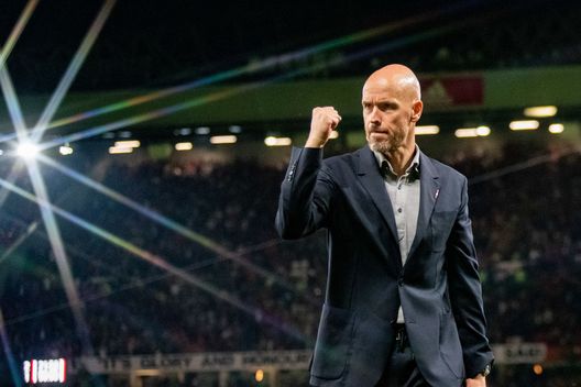MANCHESTER, ENGLAND - AUGUST 22: Manchester United Head Coach / Manager Erik ten Hag reacts at the end of the Premier League match between Manchester United and Liverpool FC at Old Trafford on August 22, 2022 in Manchester, United Kingdom. (Photo by Ash Donelon/Manchester United via Getty Images) CR7, senti Ten Hag: “Ora abbiamo i calciatori giusti, Antony era quel che serviva a destra” - immagine 1
