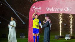 Cristiano Ronaldo all’Al-Nassr: ovazione e primo coro dei tifosi | VIDEO