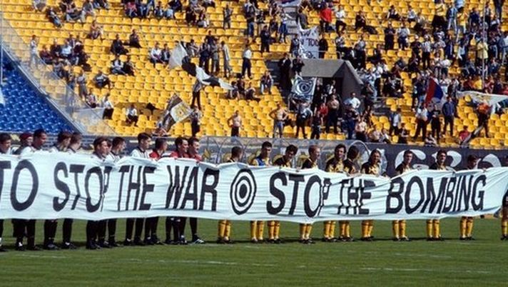 Storie di Conference: Velez-AEK e gli intrecci con la guerra dei Balcani Storie di Conference: Velez-AEK e gli intrecci con la guerra dei Balcani - immagine 1