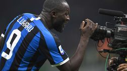 VIDEO / Milan-Inter 0-2: fiammata di Brozovic e Lukaku completa l’opera. Rossoneri spazzati via nel derby!