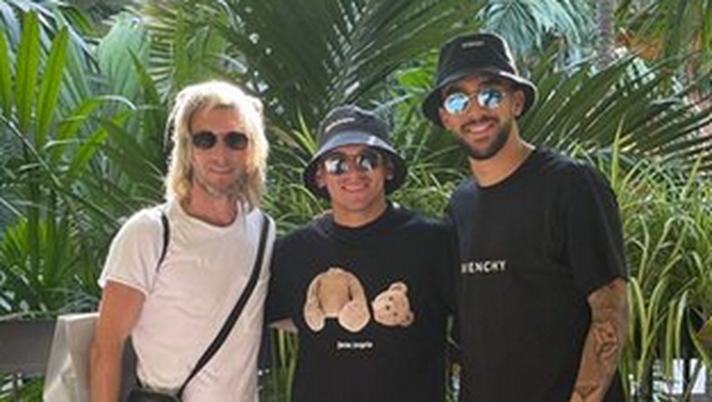 Nico Gonzalez in vacanza con Torreira: “Sempre con noi hermano” - immagine 1