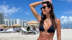 Elisabetta Gregoraci, vacanza a Miami: le foto in bikini infiammano i social