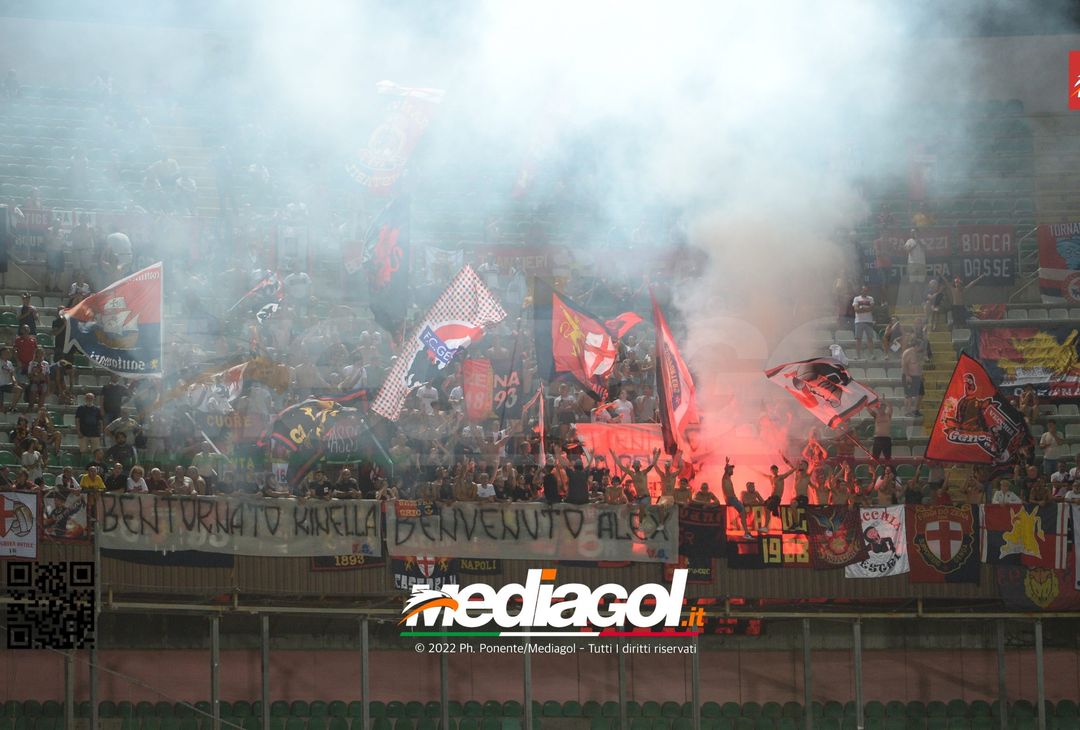 FOTO Palermo-Genoa 1-0: la gallery del big match della 5ª giornata di Serie B 2022-23 - immagine 54