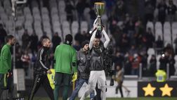 Juventus, giro di campo con la Supercoppa Italiana