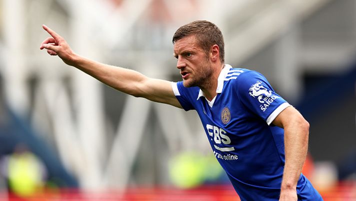 PRESTON, ENGLAND - JULY 23: Jamie Vardy of Leicester City reacts during the Pre-Season Friendly Match between Preston North End and Leicester City at Deepdale on July 23, 2022 in Preston, England. (Photo by Clive Brunskill/Getty Images) Le tre magic Foxes: della favola di Ranieri restano solo loro… - immagine 1