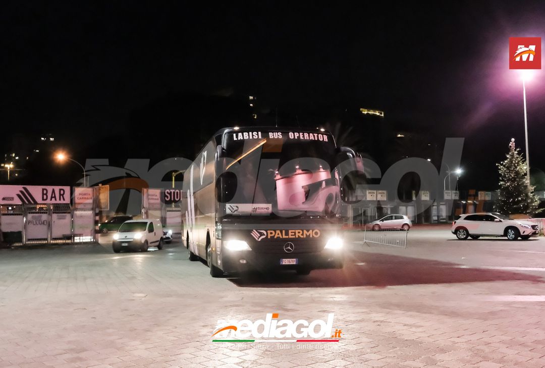 FOTO Palermo, i rosanero tornano a Palermo dopo il ritiro a Roma (Gallery)- immagine 1