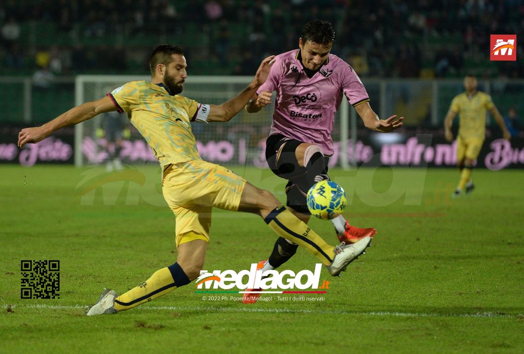 FOTO Palermo-Cagliari 2-1, 18ª giornata Serie B 2022-2023 (Gallery) - immagine 28