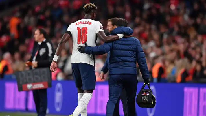 Fantacalcio Roma, ansia per Abraham: le ultime sull’attaccante inglese Fantacalcio Roma, ansia per Abraham: le ultime sull’attaccante inglese - immagine 1