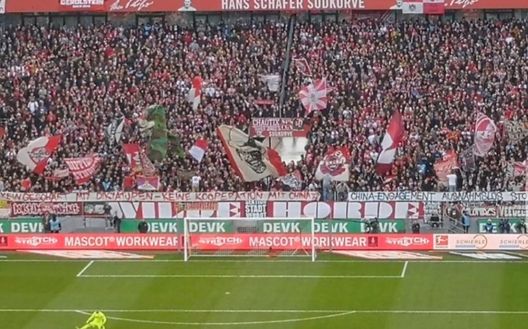 La curva del 1. FC Koln non vuole diventare "cinese" La curva del 1. FC Koln non vuole diventare "cinese"
