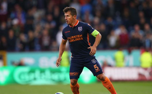 Emre Belozoglu nella scorsa stagione con il Basaksehir Emre Belozoglu nella scorsa stagione con il Basaksehir