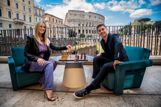 Dybala: “Con Mourinho rapporto speciale. La 10 della Roma è di Totti ma mai dire mai”- immagine 2