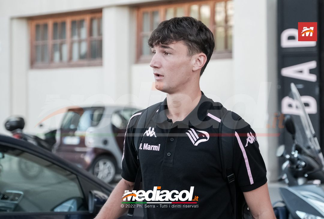 FOTO Palermo, i rosanero verso Manchester: la partenza dal “Renzo Barbera” (Gallery) - immagine 28