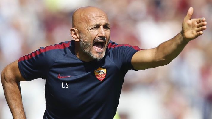 AS Roma's coach Luciano Spalletti reacts during the Italian Serie A football match between Torino and AS Roma at the 'Grande Torino' Stadium in Turin on September 25, 2016. / AFP / MARCO BERTORELLO (Photo credit should read MARCO BERTORELLO/AFP/Getty Images) ROMA – Spalletti: “Dzeko sta dimostrando di essere forte. Nainggolan sta meglio, ma…” - immagine 1