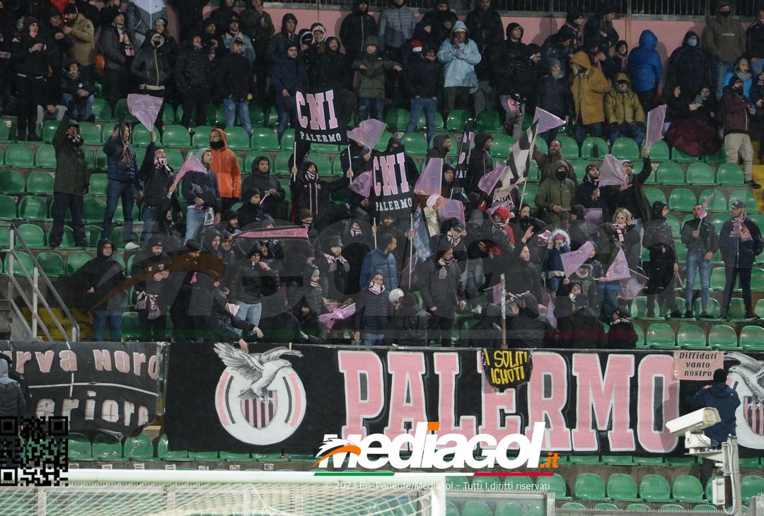 FOTO Palermo-Bari 1-0, 21ª giornata Serie B 2022-2023 (Gallery) - immagine 61