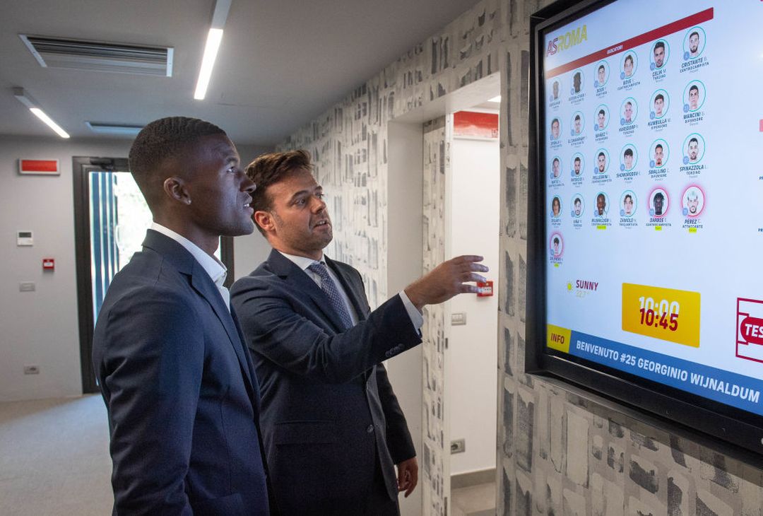 Wijnaldum è un nuovo giocatore della Roma – FOTO GALLERY - immagine 16