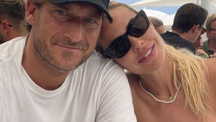 Intervista Totti, la risposta di Ilary: “Ho visto cose che rovinerebbero 50 famiglie” totti ilary blasi