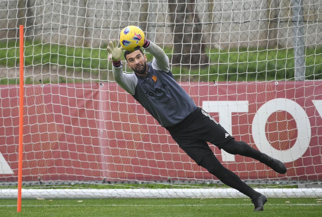 Il ritorno a Trigoria dopo il Feyenoord: scarico per chi ha giocato – FOTOGALLERY - immagine 13