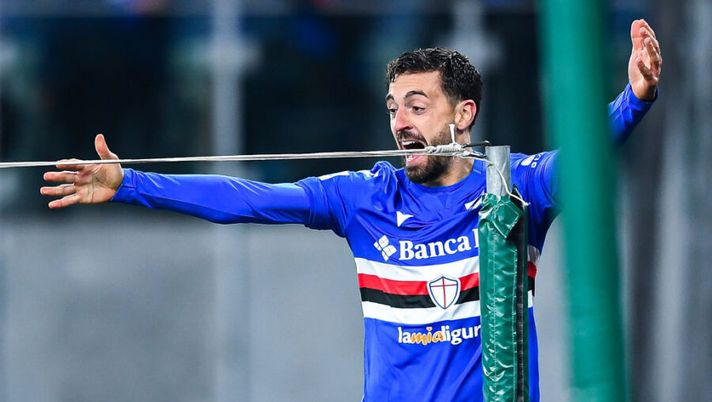 GENOA, ITALY - DECEMBER 5: Francesco Caputo of Sampdoria celebrates after scoring a goal during the Serie A match between Genoa CFC and UC Sampdoria at Stadio Luigi Ferraris on December 10, 2021 in Genoa, Italy. (Photo by Getty Images) Caputo: “Il gol è importante per me, stavo segnando poco! Ora festa con la birra” - immagine 1