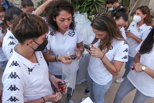 Palermo Femminile, nasce il biscotto solidale per sostenere la squadra in B Palermo Femminile, nasce il biscotto solidale per sostenere la squadra in B