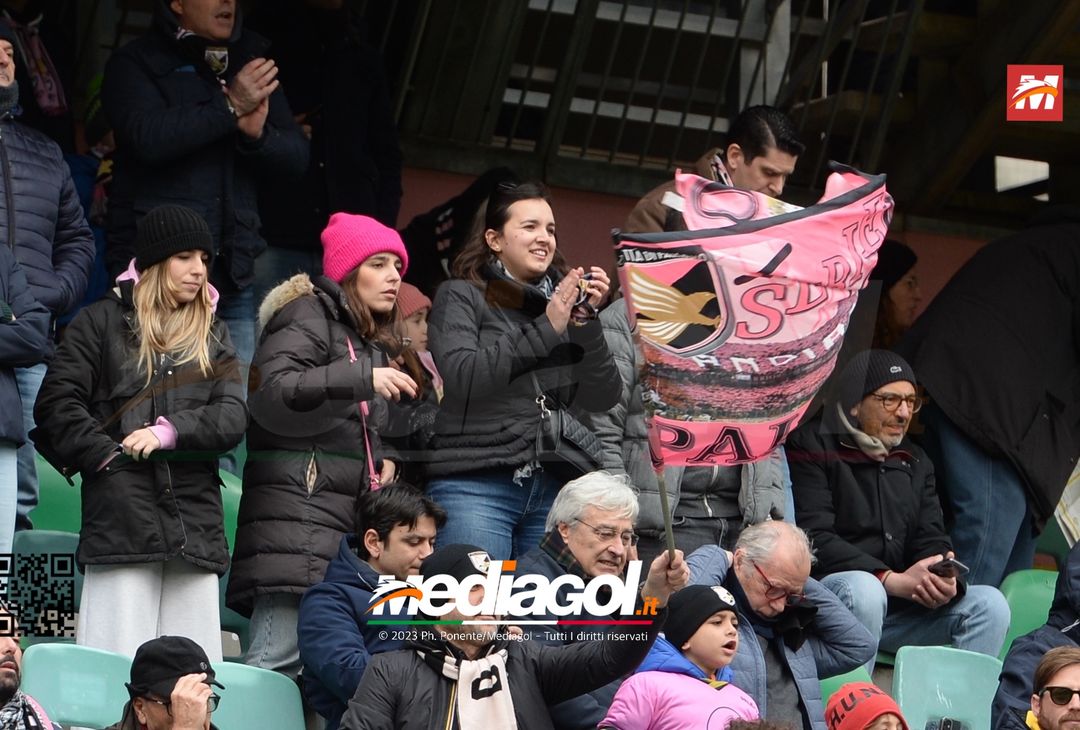 FOTOTIFO Palermo-Reggina 2-1, i tifosi allo Stadio “Renzo Barbera” (Gallery) - immagine 22