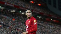 Trent Alexander-Arnold, scarpini speciali contro il razzismo nel derby contro l’Everton