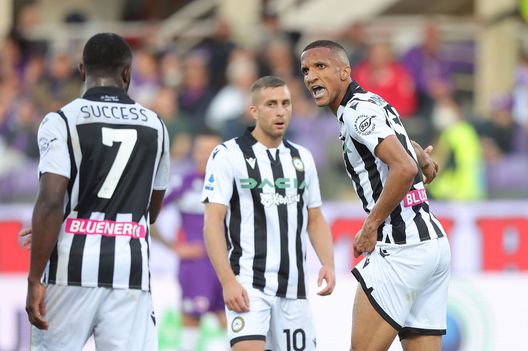 FLORENCE, ITALY - APRIL 27: Rodrigo Becao of Udinese Calcio reacts during the Serie A match between ACF Fiorentina and Udinese Calcio at Stadio Artemio Franchi on April 27, 2022 in Florence, Italy. (Photo by Gabriele Maltinti/Getty Images)