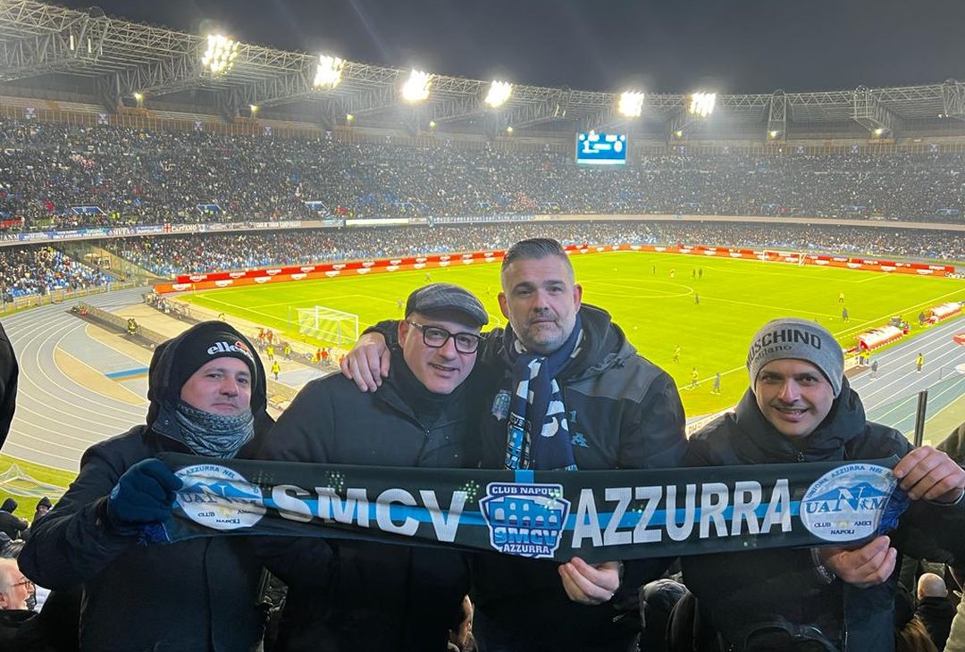 FOTO UANM, i tifosi al Maradona e dalle sedi per Napoli-Roma: striscioni e sorrisi- immagine 1