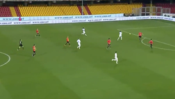 VIDEO Benevento-Milan 0-2, Leao da fantascienza: Pioli avvisa la Juve, le immagini del match