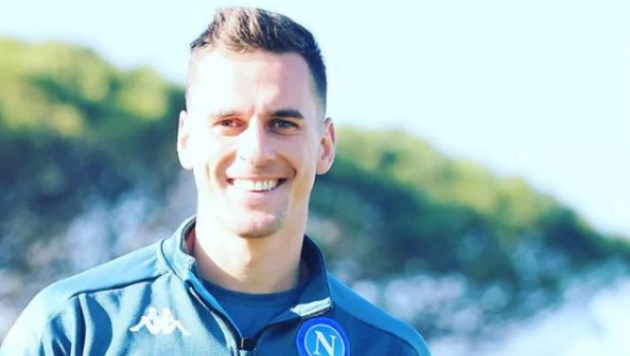 Milik saluta Napoli con parole commoventi: “Avrò sempre rispetto per questa città, che mi ha accolto” – IL VIDEO Milik saluta Napoli con parole commoventi: “Avrò sempre rispetto per questa città, che mi ha accolto” – IL VIDEO