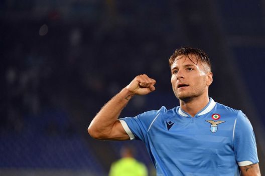ROME, ITALY - OCTOBER 30: Ciro Immobile of SS Lazio celebrates a second goal during the Serie A match between SS Lazio and Torino FC at Stadio Olimpico on October 30, 2019 in Rome, Italy. (Photo by Marco Rosi/Getty Images) ROME, ITALY - OCTOBER 30: Ciro Immobile of SS Lazio celebrates a second goal during the Serie A match between SS Lazio and Torino FC at Stadio Olimpico on October 30, 2019 in Rome, Italy. (Photo by Marco Rosi/Getty Images)