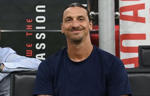 Zlatan Ibrahimovic (attaccante AC Milan), qui a bordo campo per Milan-Bologna 2-0 (Serie A 2022-2023) | News (Getty Images) Zlatan Ibrahimovic AC Milan Milan-Bologna 2-0 Serie A 2022-2023