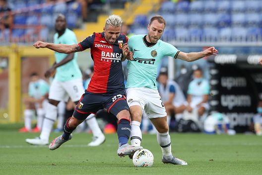 Behrami Eriksen (getty images) Genoa, ufficiale l’addio di Behrami: lo svizzero si trasferisce al Brescia- immagine 2