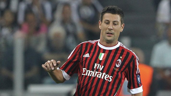 Daniele Bonera (ex difensore Milan), oggi collaboratore tecnico di Stefano Pioli, in un Juventus-Milan del 2011 | AC Milan News (Getty Images) Daniele Bonera (ex difensore Milan), oggi collaboratore tecnico di Stefano Pioli, in un Juventus-Milan del 2011 | AC Milan News (Getty Images)
