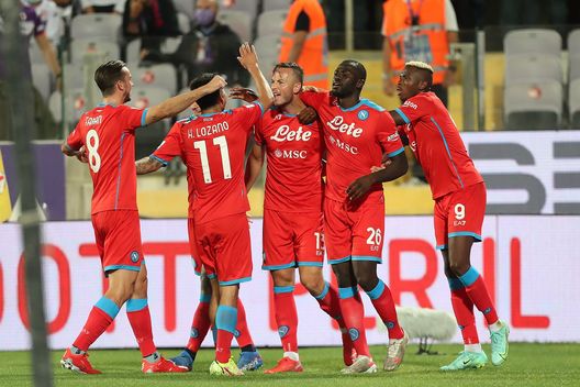 FLORENCE, ITALY - OCTOBER 03: Amir Rrahmani of SSC Napoli celebrates after scoring a goal during the Serie A match between ACF Fiorentina v SSC Napoli at Stadio Artemio Franchi on October 3, 2021 in Florence, Italy. (Photo by Gabriele Maltinti/Getty Images) Italiano: “Calo? Mentale, non fisico. Ma per lunghi tratti superiori alle big”- immagine 2