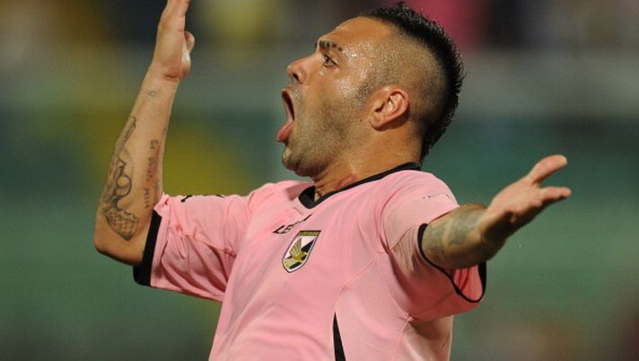 Miccoli: “Con questa maglia ho battuto il Milan, ma quello era un Palermo diverso. Domenica sarà partita aperta”  Miccoli: “Con questa maglia ho battuto il Milan, ma quello era un Palermo diverso. Domenica sarà partita aperta”