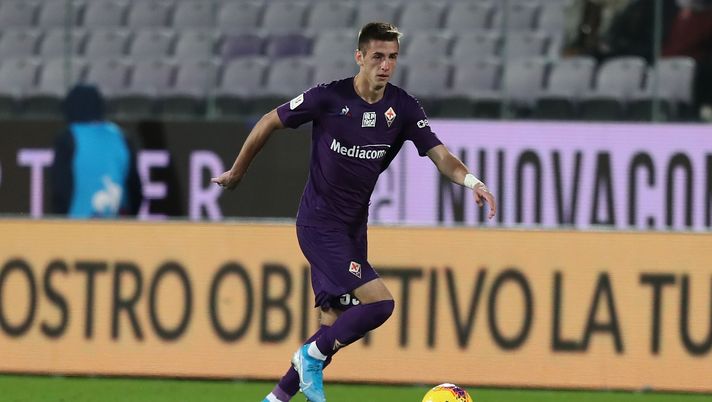 FLORENCE, ITALY - DECEMBER 03: Aleksa Terzic of ACF Fiorentina in action during the Coppa Italia match between ACF Fiorentina and AS Cittadella at Stadio Artemio Franchi on December 3, 2019 in Florence, Italy.  (Photo by Gabriele Maltinti/Getty Images) 
