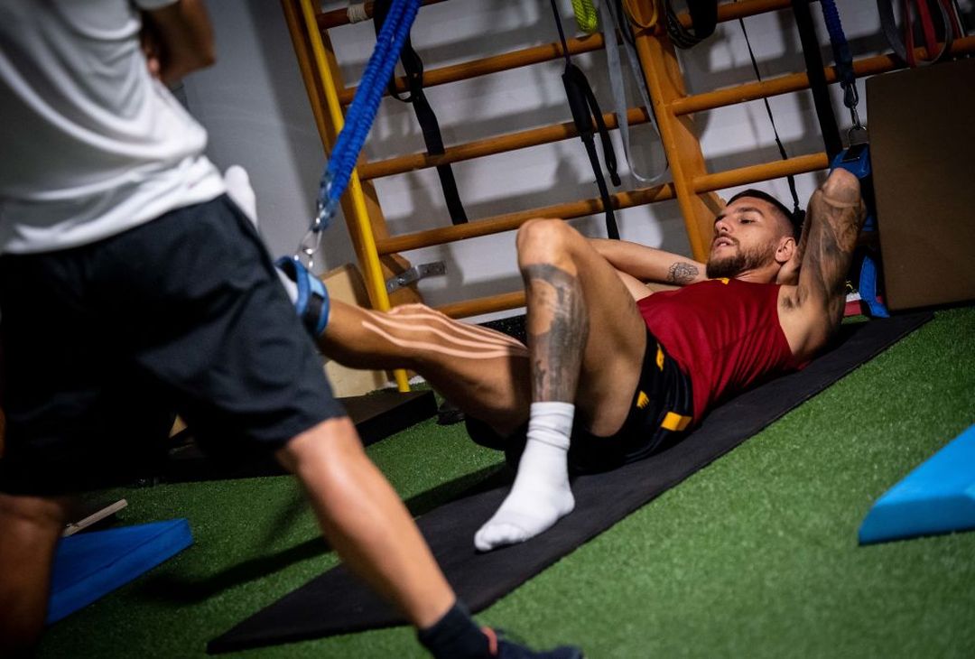 Trigoria: allenamento mattutino in vista della Cremonese – FOTO GALLERY - immagine 6