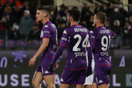 GERMOGLI PH: 15 DICEMBRE 2021 FIRENZE STADIO ARTEMIO FRANCHI PARTITA COPPA ITALIA 2021 2022 FIORENTINA VS BENEVENTO GOL ESULTANZA 10 FIORENTINA NIKOLA MILENKOVIC © FOTOCRONACHE GERMOGLI GERMOGLI PH: 15 DICEMBRE 2021 FIRENZE STADIO ARTEMIO FRANCHI PARTITA COPPA ITALIA 2021 2022 FIORENTINA VS BENEVENTO GOL ESULTANZA 10 FIORENTINA NIKOLA MILENKOVIC © FOTOCRONACHE GERMOGLI