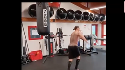 VIDEO / Ibra più in forma che mai, calci al volo da urlo! Poi cita Bruce Lee…