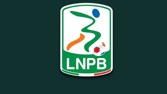 Il Covid torna a colpire il calcio: rinviati due turni di Serie B - immagine 1