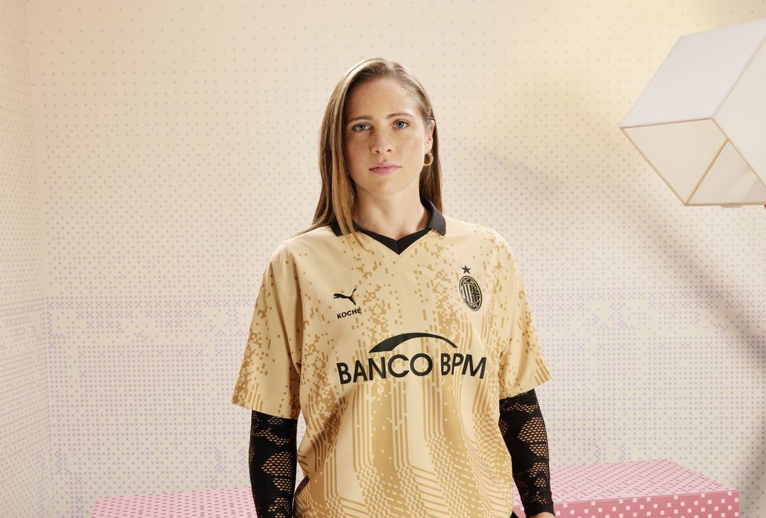 Quarta maglia AC Milan 2022-2023 PUMA Koché