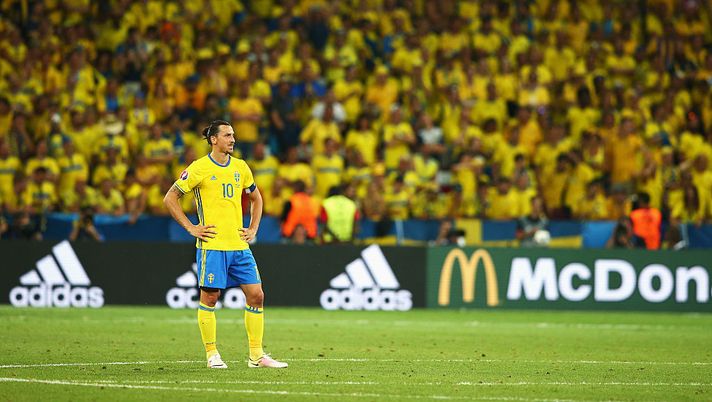 NICE, FRANCE - JUNE 22: Zlatan Ibrahimovic of Sweden is dejected following defeat in the UEFA EURO 2016 Group E match between Sweden and Belgium at Allianz Riviera Stadium on June 22, 2016 in Nice, France. (Photo by Alex Livesey/Getty Images) NICE, FRANCE - JUNE 22: Zlatan Ibrahimovic of Sweden is dejected following defeat in the UEFA EURO 2016 Group E match between Sweden and Belgium at Allianz Riviera Stadium on June 22, 2016 in Nice, France. (Photo by Alex Livesey/Getty Images)