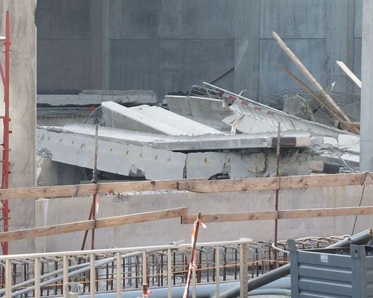 Crollo in Via Mariti, Giani conferma: “I morti sono saliti a 5”- immagine 2