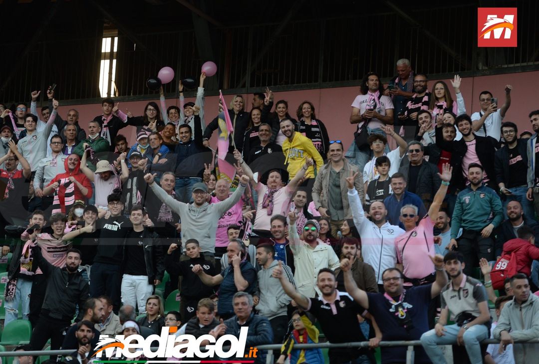 Fotogallery, i tifosi allo stadio per Palermo-Triestina 1-1 - immagine 36