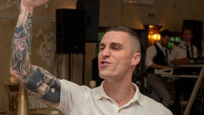 Aek Atene, il tatuaggio nazista di Vranjes contro il Velez Mostar: verso la squalifica! Aek Atene, il tatuaggio nazista di Vranjes contro il Velez Mostar: verso la squalifica! - immagine 1