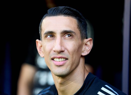 PAMPLONA, SPAIN - JUNE 05: Angel Di Maria of Argentina looks on during the international friendly match between Argentina and Estonia at Estadio El Sadar on June 05, 2022 in Pamplona, Spain. (Photo by Juan Manuel Serrano Arce/Getty Images) Allegri fiducioso su Di Maria: “L’obiettivo è Firenze”- immagine 2