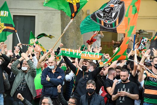 (Getty Images) Il Venezia ribalta il Bologna e torna a vincere dopo 3 mesi- immagine 2