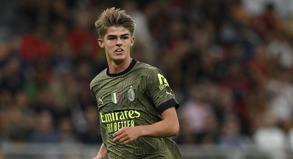Charles De Ketelaere (attaccante AC Milan), qui durante Milan-Bologna 2-0 (Serie A 2022-2023) | News (Getty Images) Charles De Ketelaere AC Milan Milan-Bologna 2-0 Serie A 2022-2023