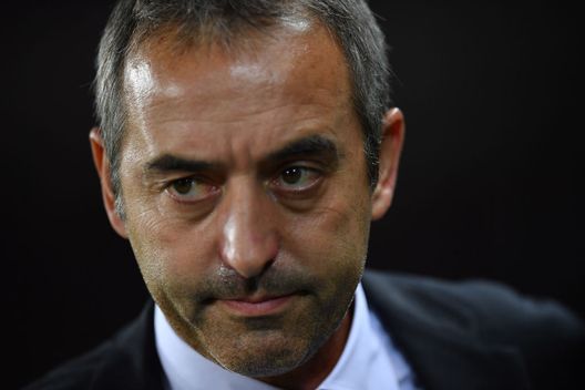 TURIN, ITALY - SEPTEMBER 26: AC Milan head coach Marco Giampaolo looks on during the Serie A match between Torino FC and AC Milan at Stadio Olimpico di Torino on September 26, 2019 in Turin, Italy. (Photo by Valerio Pennicino/Getty Images) TURIN, ITALY - SEPTEMBER 26: AC Milan head coach Marco Giampaolo looks on during the Serie A match between Torino FC and AC Milan at Stadio Olimpico di Torino on September 26, 2019 in Turin, Italy. (Photo by Valerio Pennicino/Getty Images)
