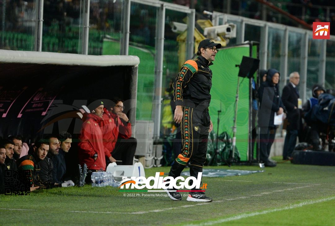 FOTO Palermo-Venezia 0-1, 14ª giornata di Serie B 2022-2023 (Gallery) - immagine 12